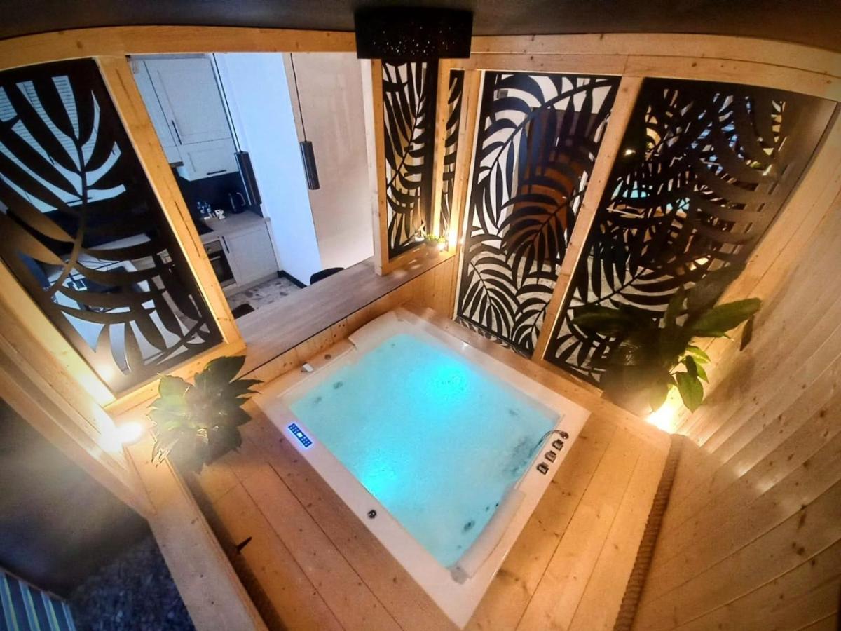 Vip Apartament Malmeda Jacuzzi بياليستوك المظهر الخارجي الصورة